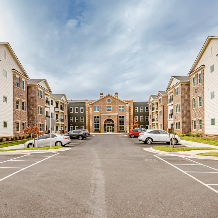 Governor’s on North Henry